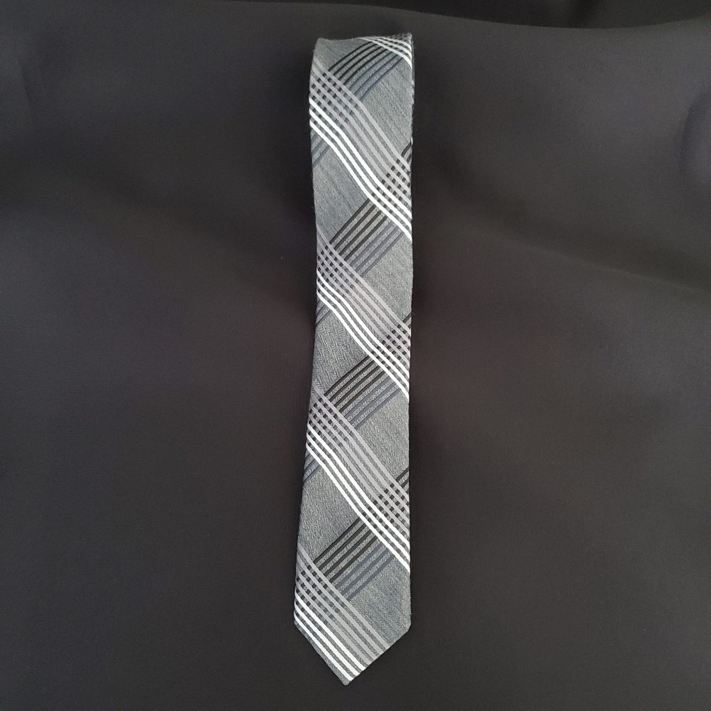 Express Skinny Tie